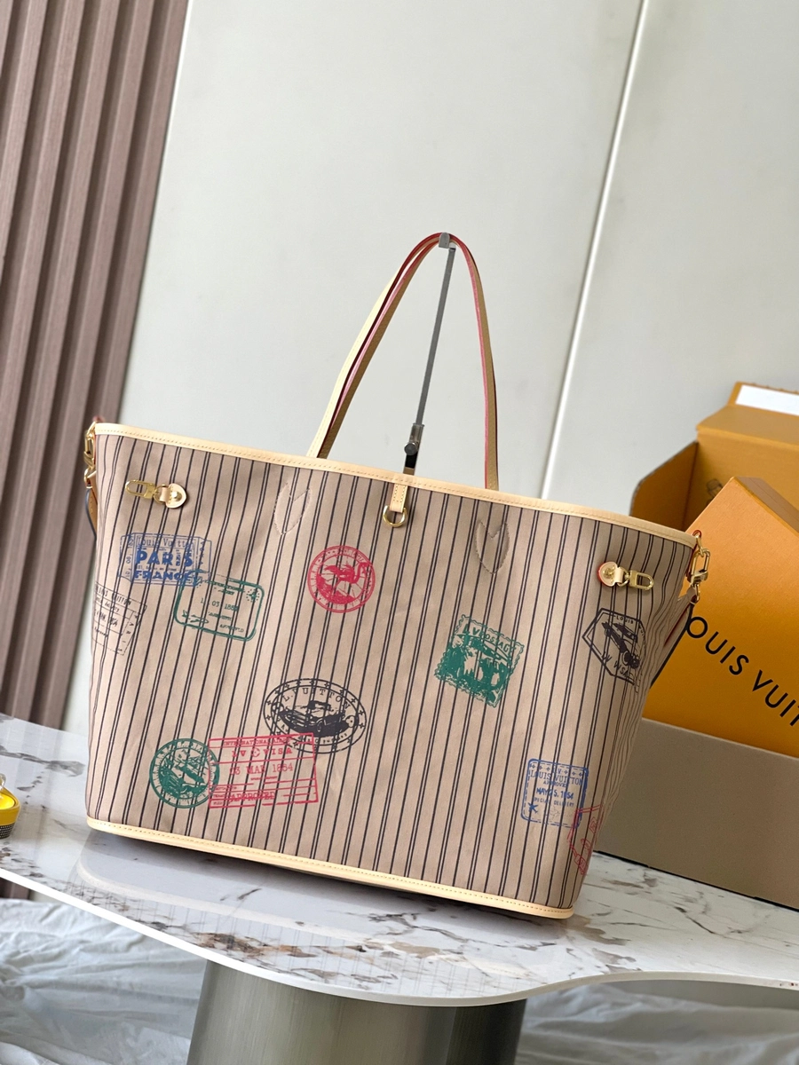 高仿奢侈品包LV新款雙面設計Neverfull Bandoulière Inside Out GM Monogram bag-M11948正品級別-貨到付款