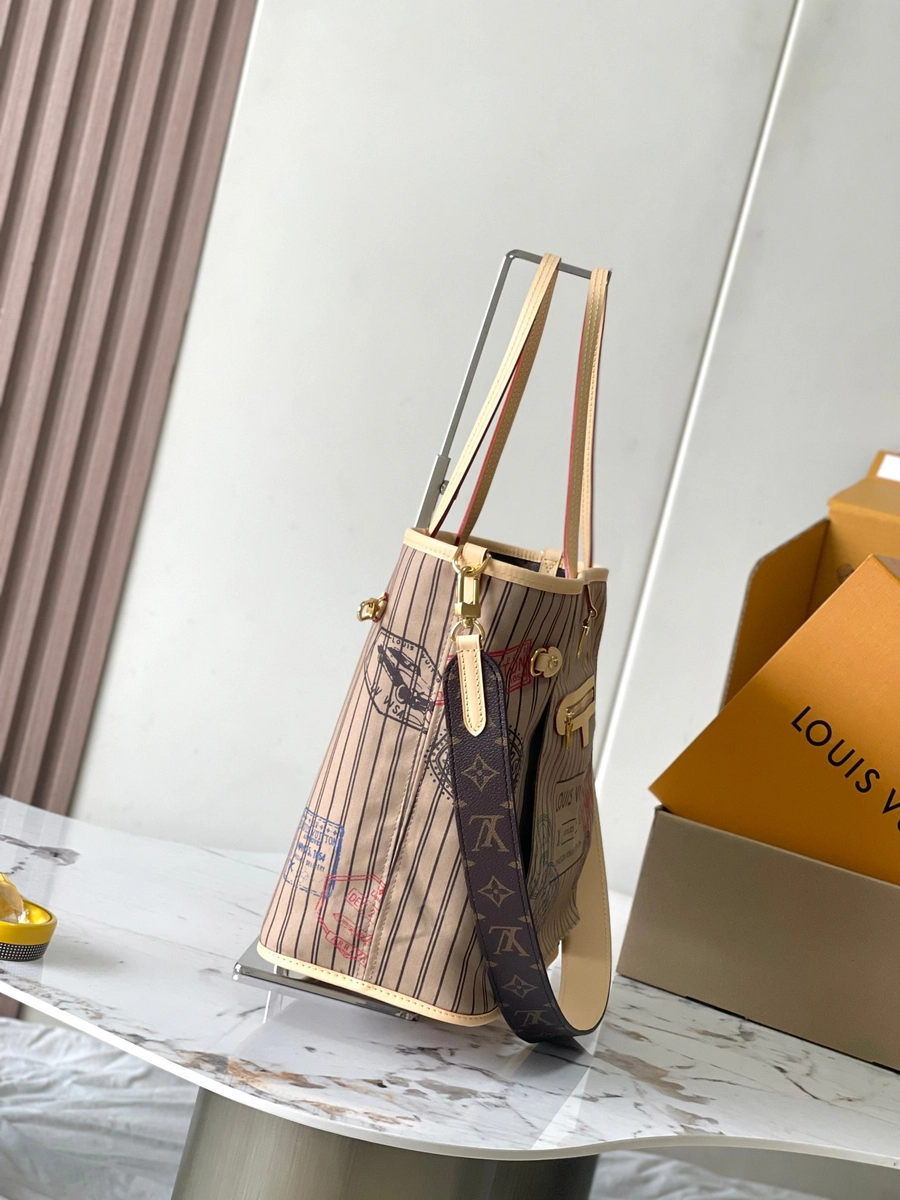 高仿奢侈品包LV新款雙面設計Neverfull Bandoulière Inside Out GM Monogram bag-M11948正品級別-貨到付款