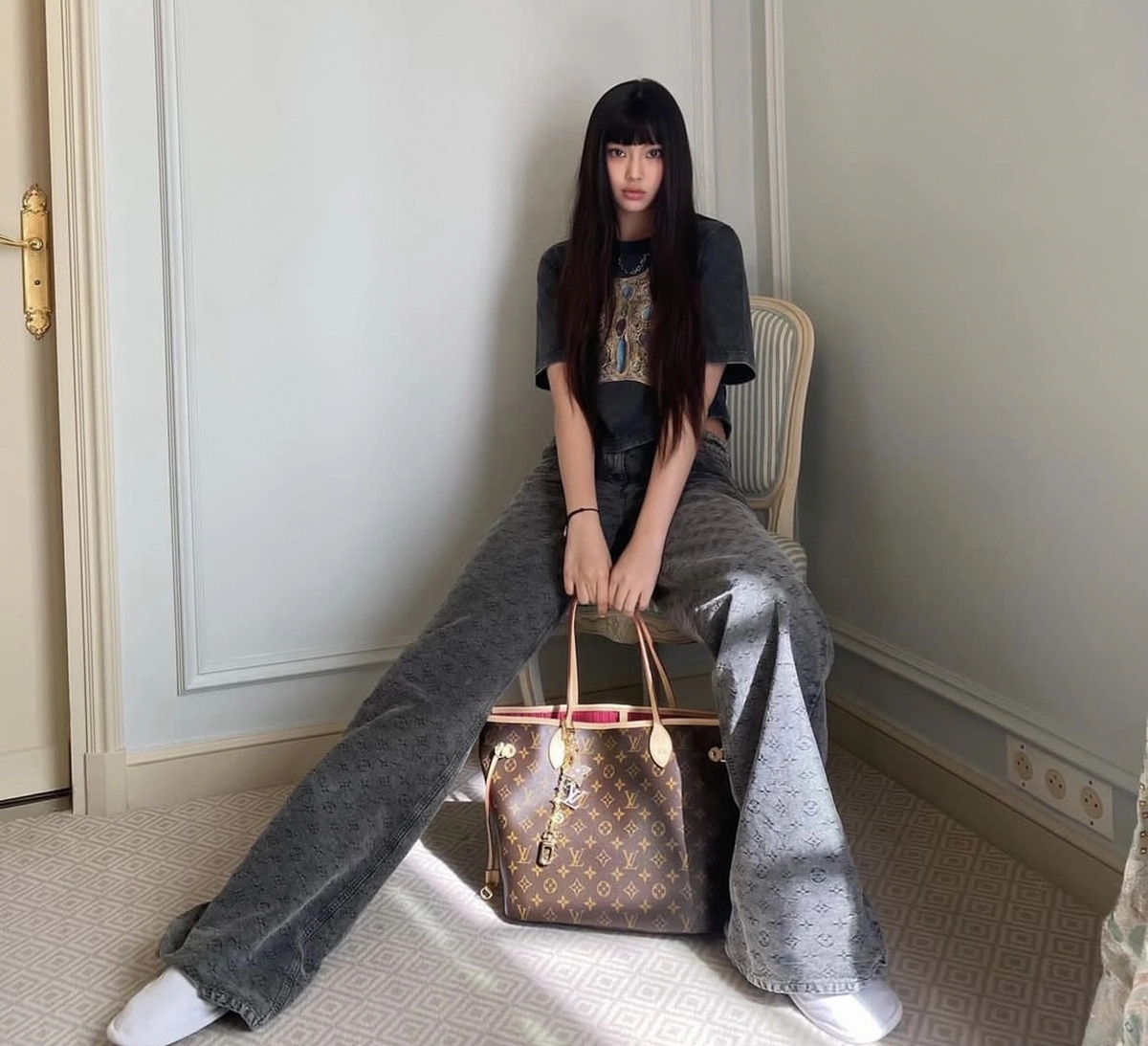 原單包包LV 新款雙面設計Neverfull Bandoulière Inside Out MM bag-M12096正品級別-貨到付款