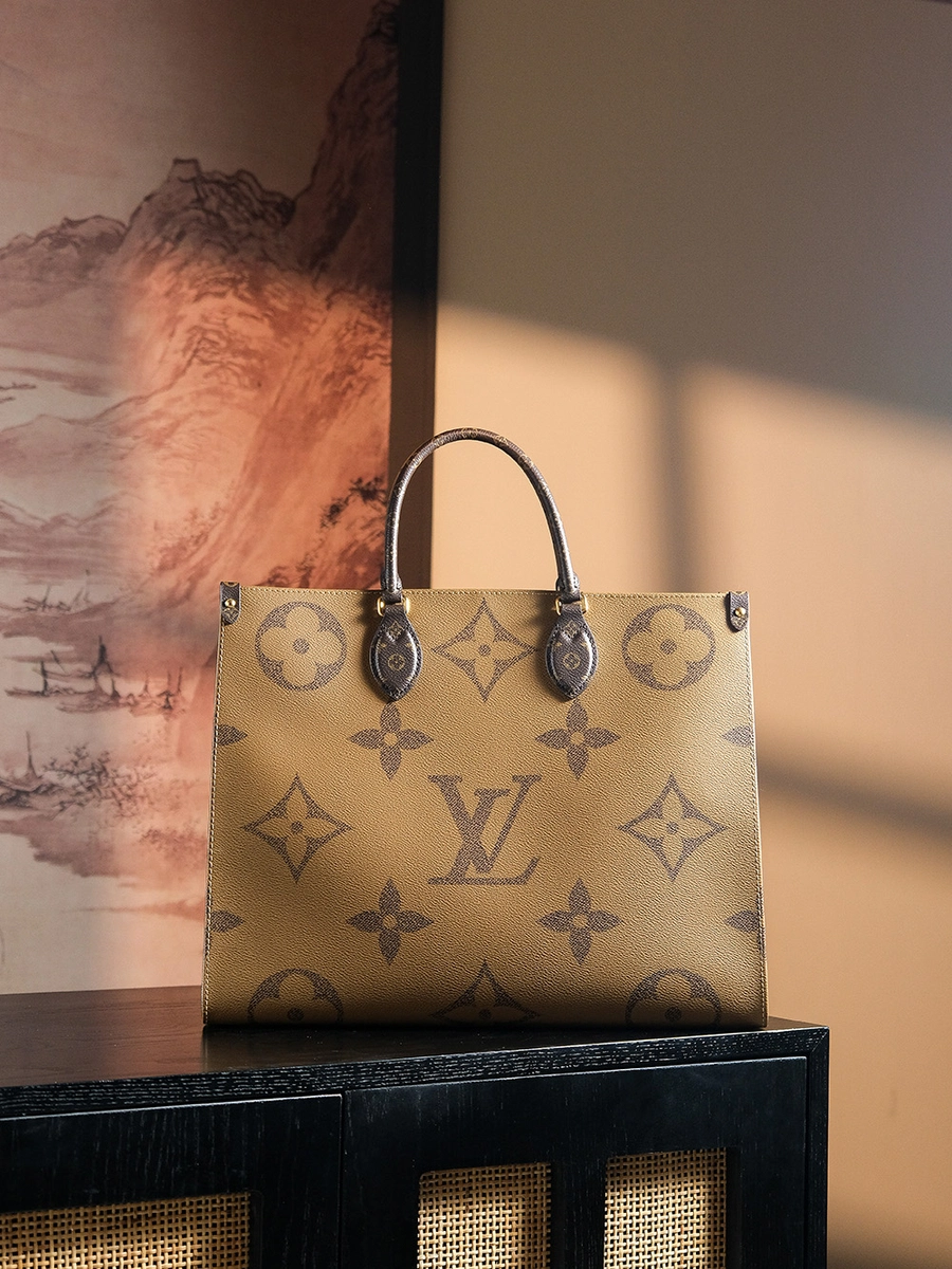 高仿包批發LV OnTheGo GM Monogram 多功能托特手挽包袋 -M45320正品級別-貨到付款