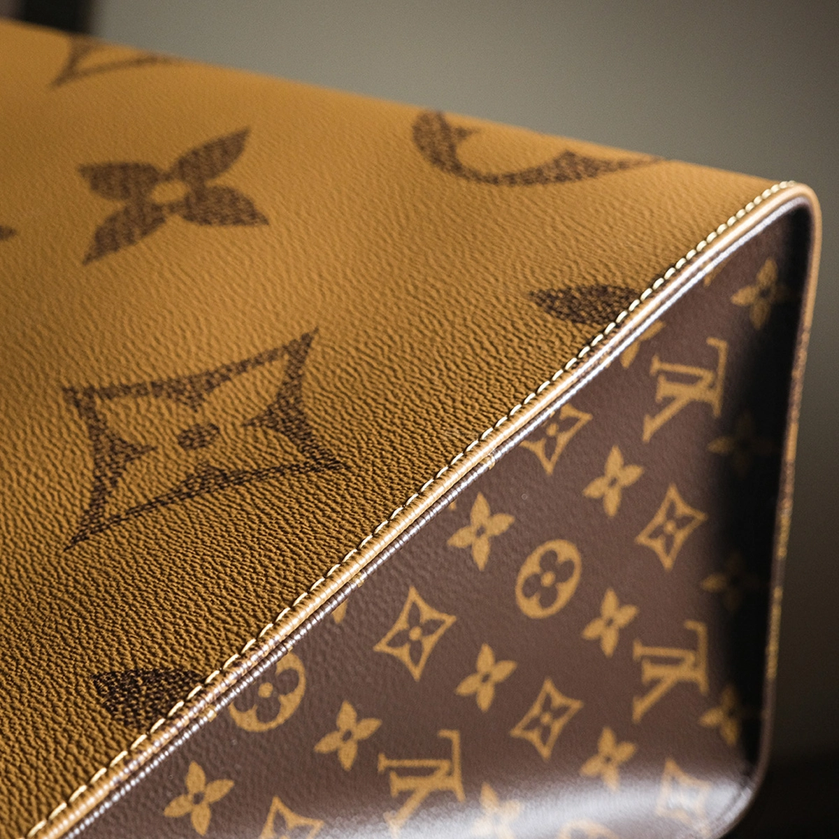 高仿包批發LV OnTheGo GM Monogram 多功能托特手挽包袋 -M45320正品級別-貨到付款