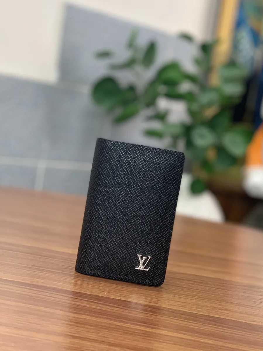 頂級高仿包LV-M30283 袋裝萬用錢包正品級別-貨到付款