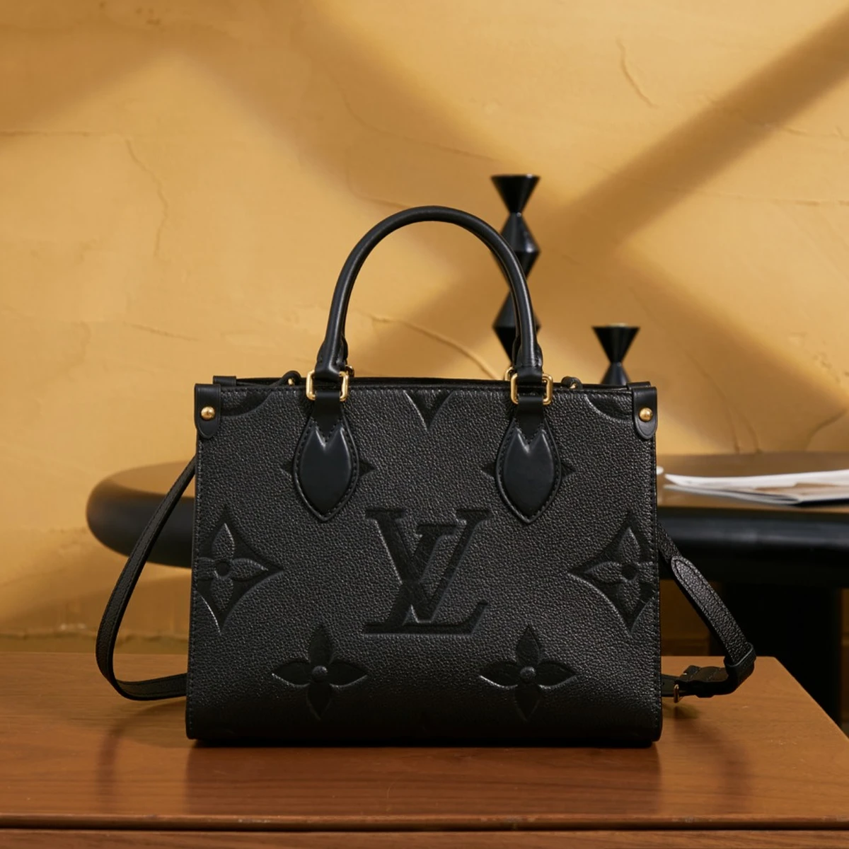 高仿包批發LV OnTheGo PM Monogram EPI 義大利牛皮 托特手挽包包-M45653正品級別-貨到付款