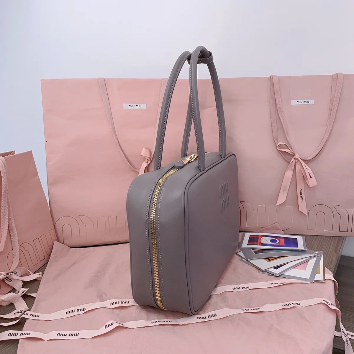 高仿奢侈品包MiuMiu 皮革Beau包包5BB117正品級別-貨到付款