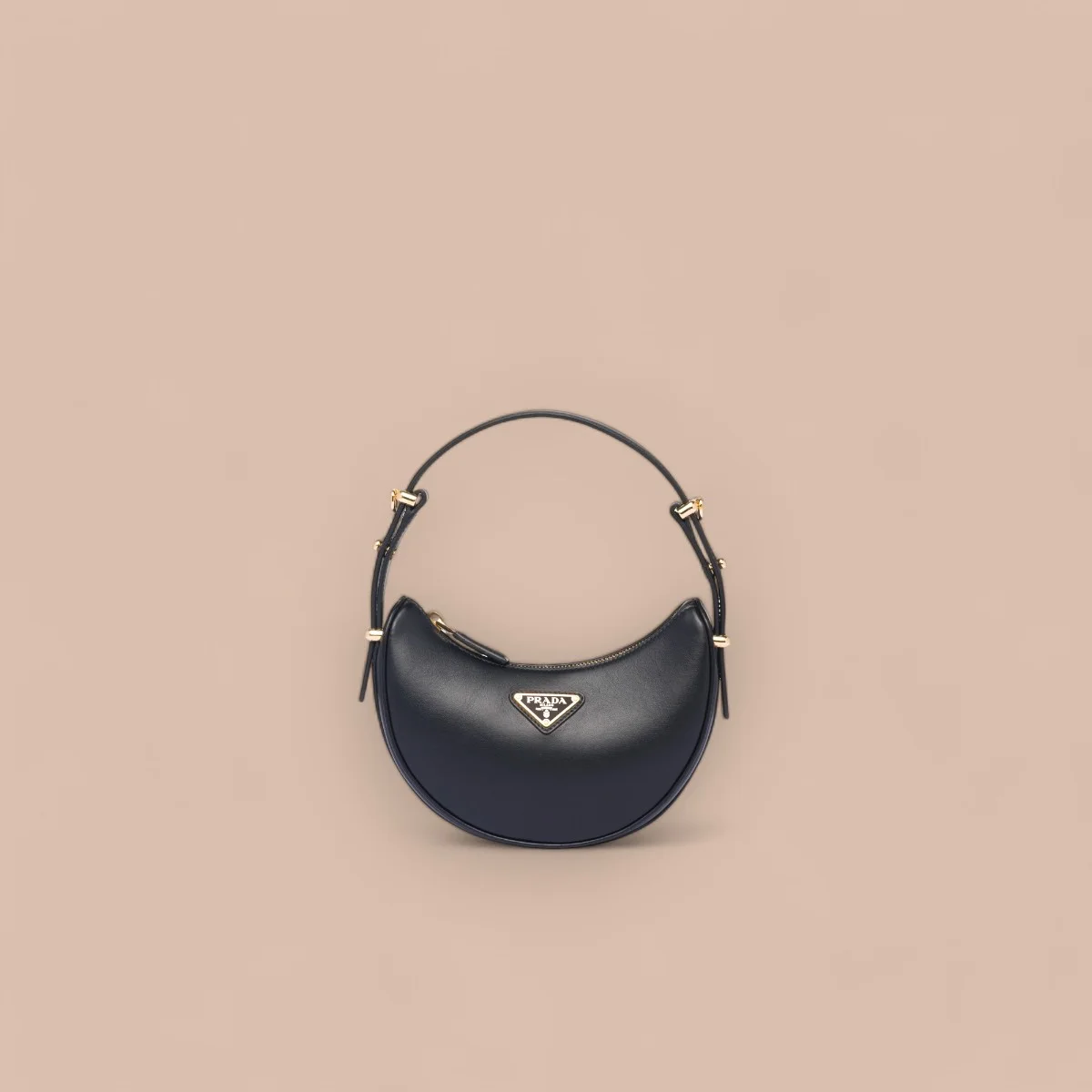 高仿包批發Prada Mini 1BC199 PM黑色皮革單肩包包正品級別-貨到付款
