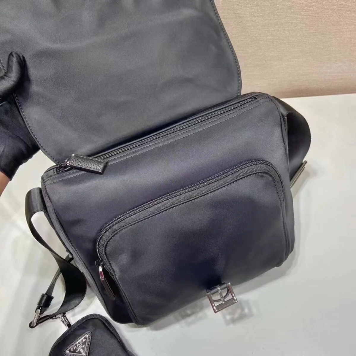 高仿包直銷Prada ReNylon 1BD994 MM黑色尼龍單肩包包正品級別-貨到付款