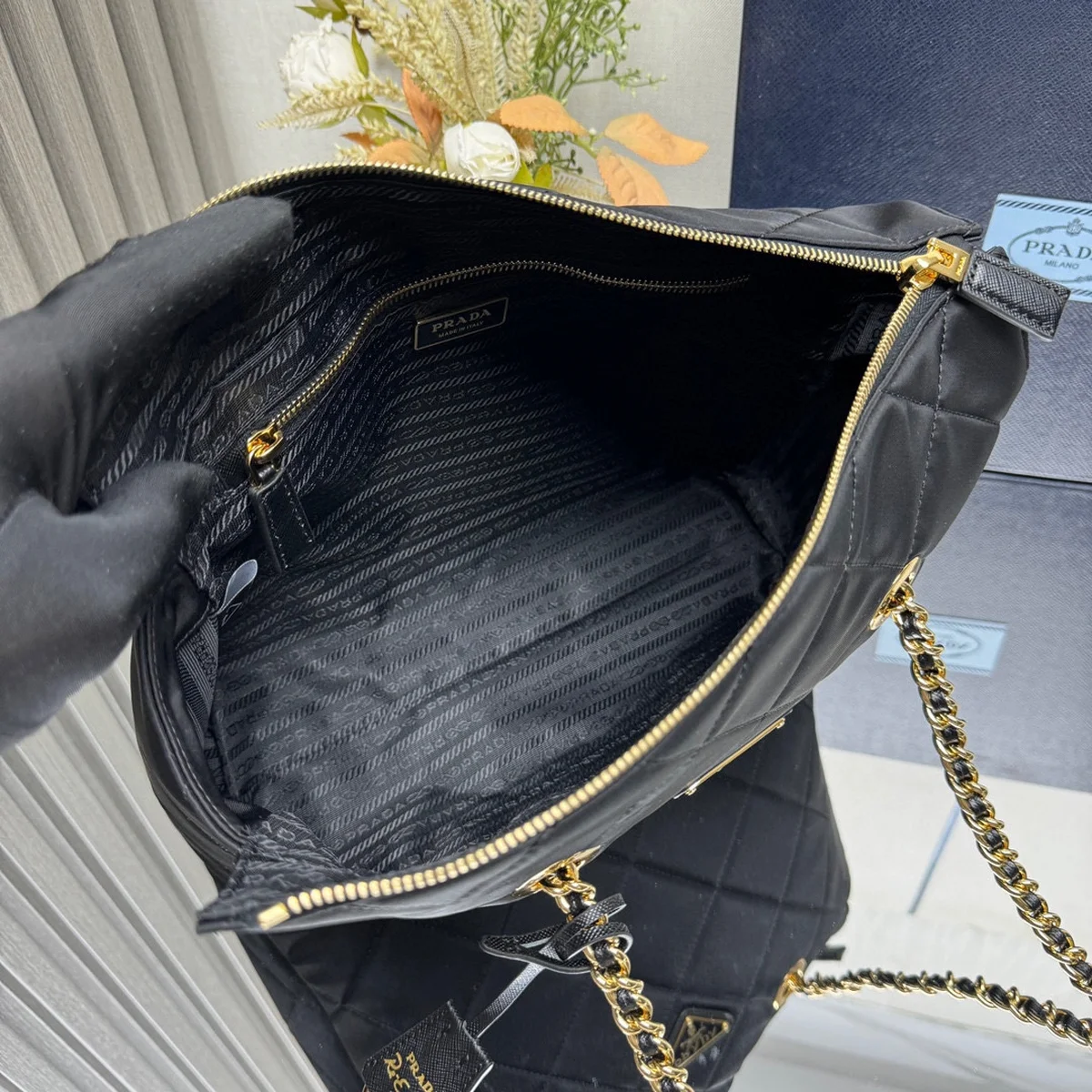 高仿名牌包Prada Re-Nylon 1BG529 MM黑色尼龍托特包包正品級別-貨到付款