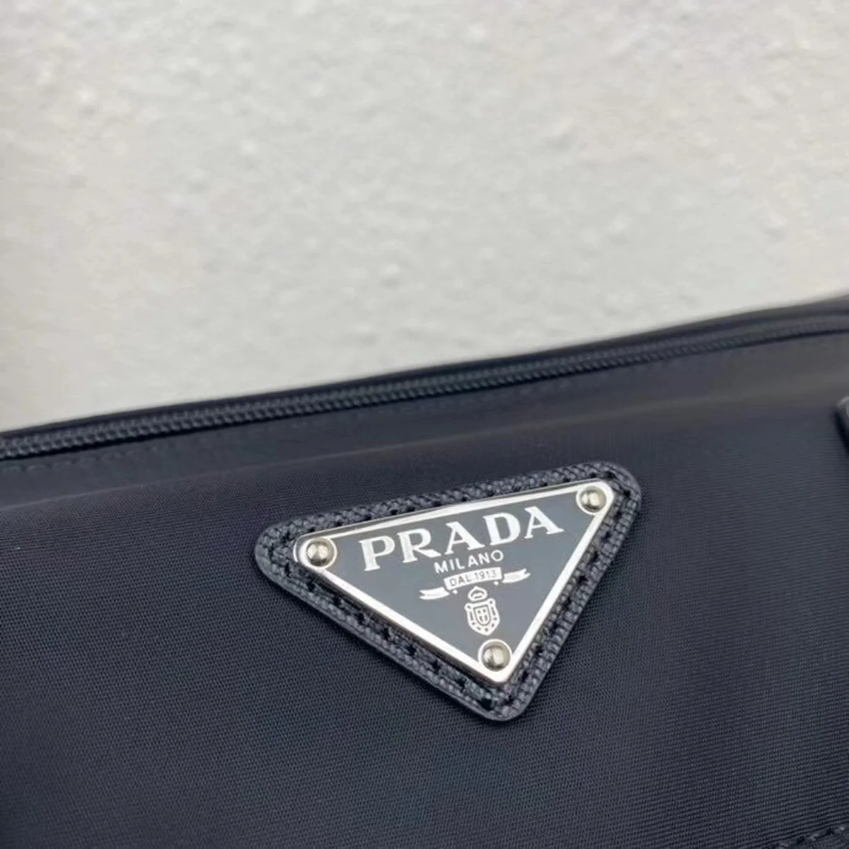 高仿包零售Prada Re-Nylon 1BD953 MM黑色尼龍單肩包包正品級別-貨到付款