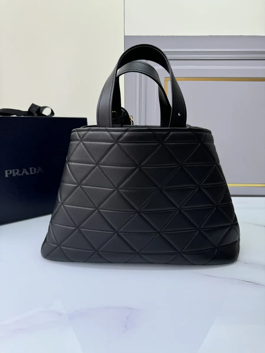 高仿包批發Prada Symbole 1BG547 MM黑色皮革手提包包正品級別-貨到付款