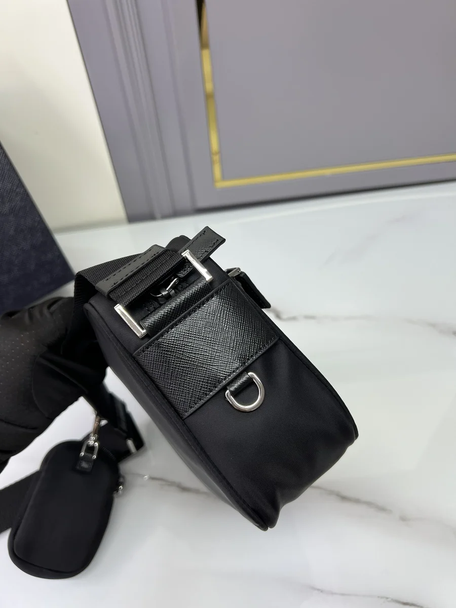 高仿包代購Prada Re-Nylon 1BC167 PM黑色再生尼龍掛肩包包正品級別-貨到付款