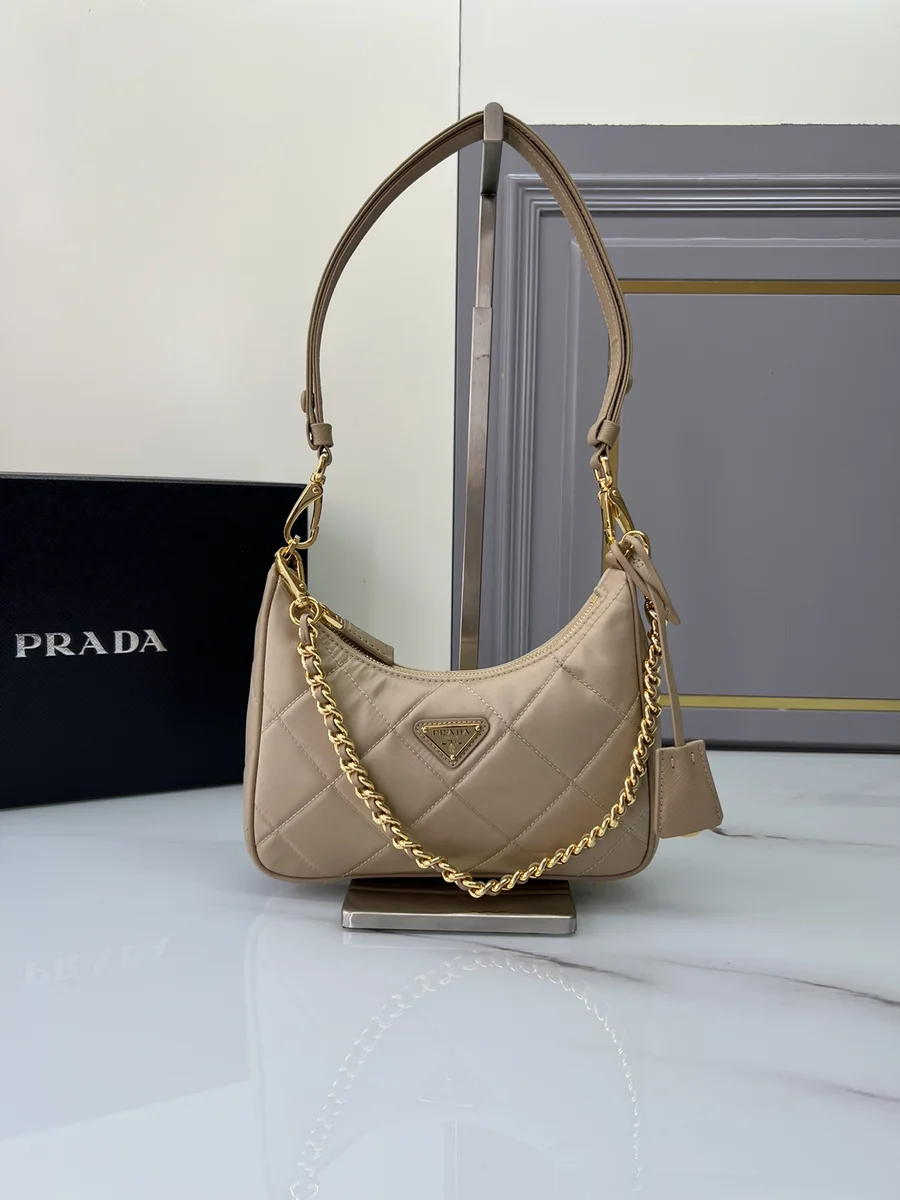 高仿包包Prada Re-Nylon 1BC204 PM黑色尼龍單肩包包正品級別-貨到付款