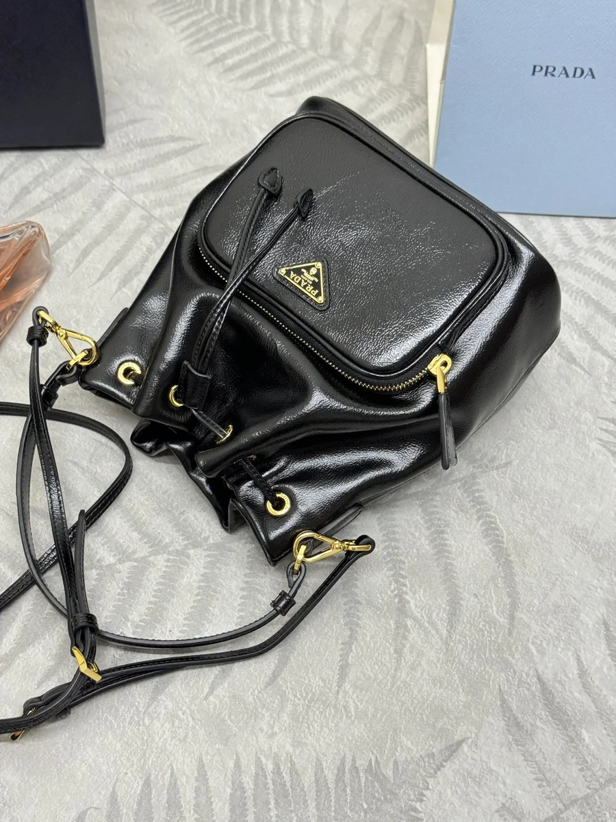 高仿奢侈品包Prada Nylon 1BH038 MM黑色尼龍單肩包包正品級別-貨到付款