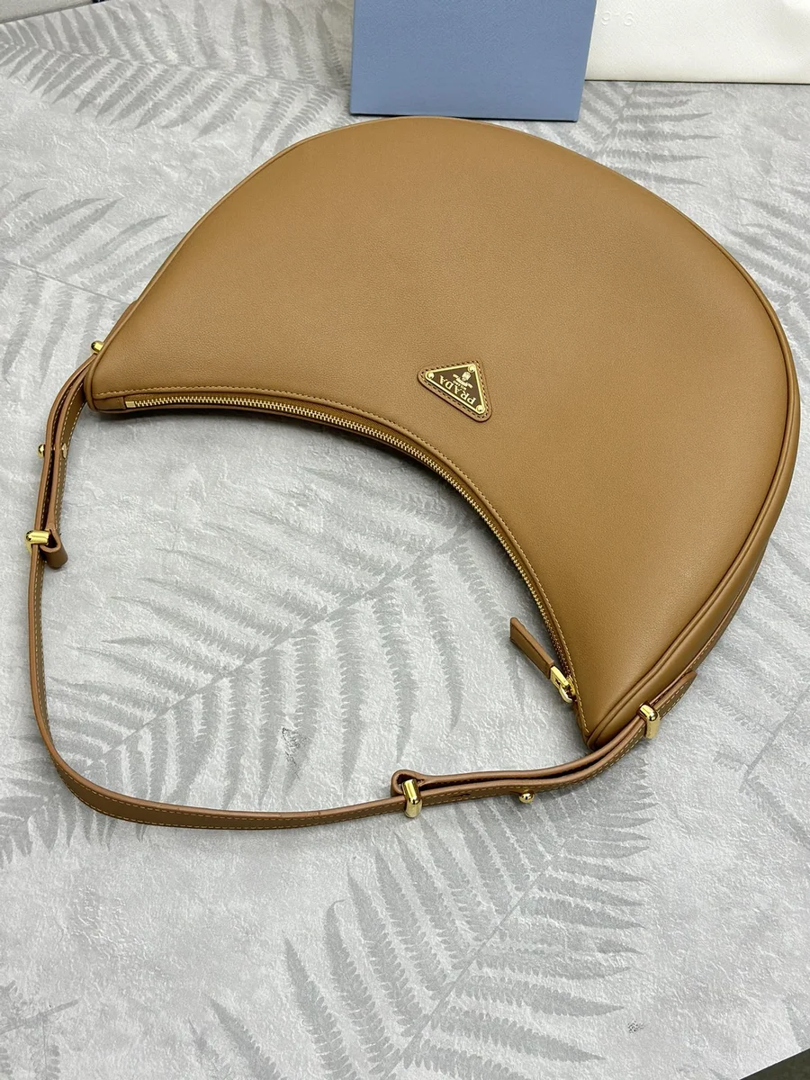 高仿包零售Prada Moon 1BC212 MM米白色皮革單肩包包正品級別-貨到付款