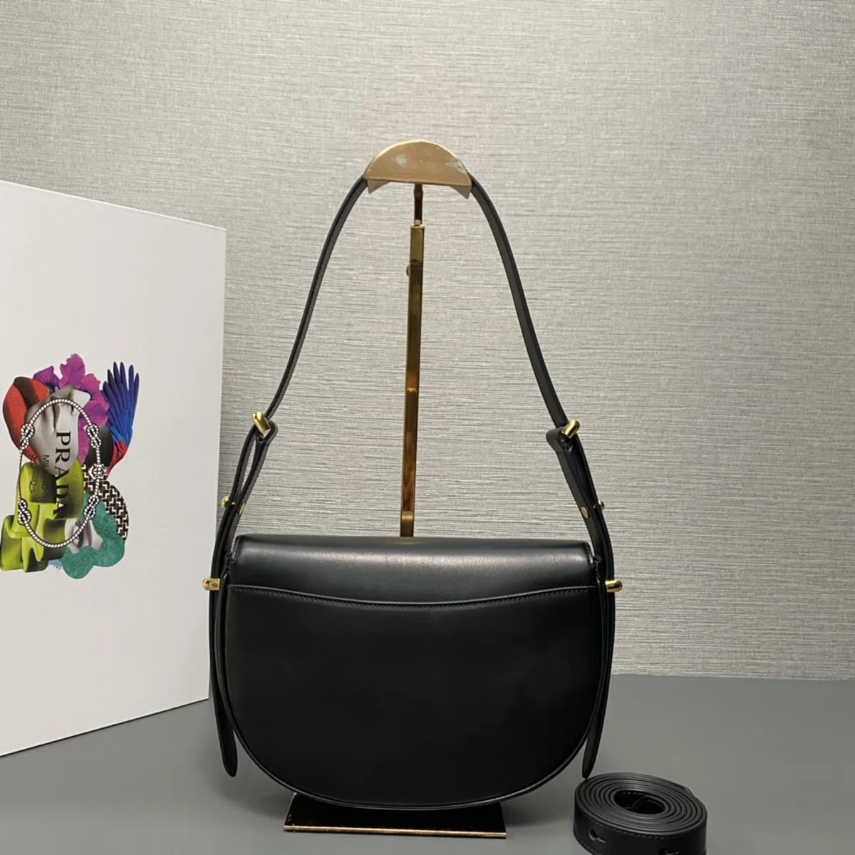 高仿包代購Prada Classic 1BD365 PM黑色皮革單肩包包正品級別-貨到付款