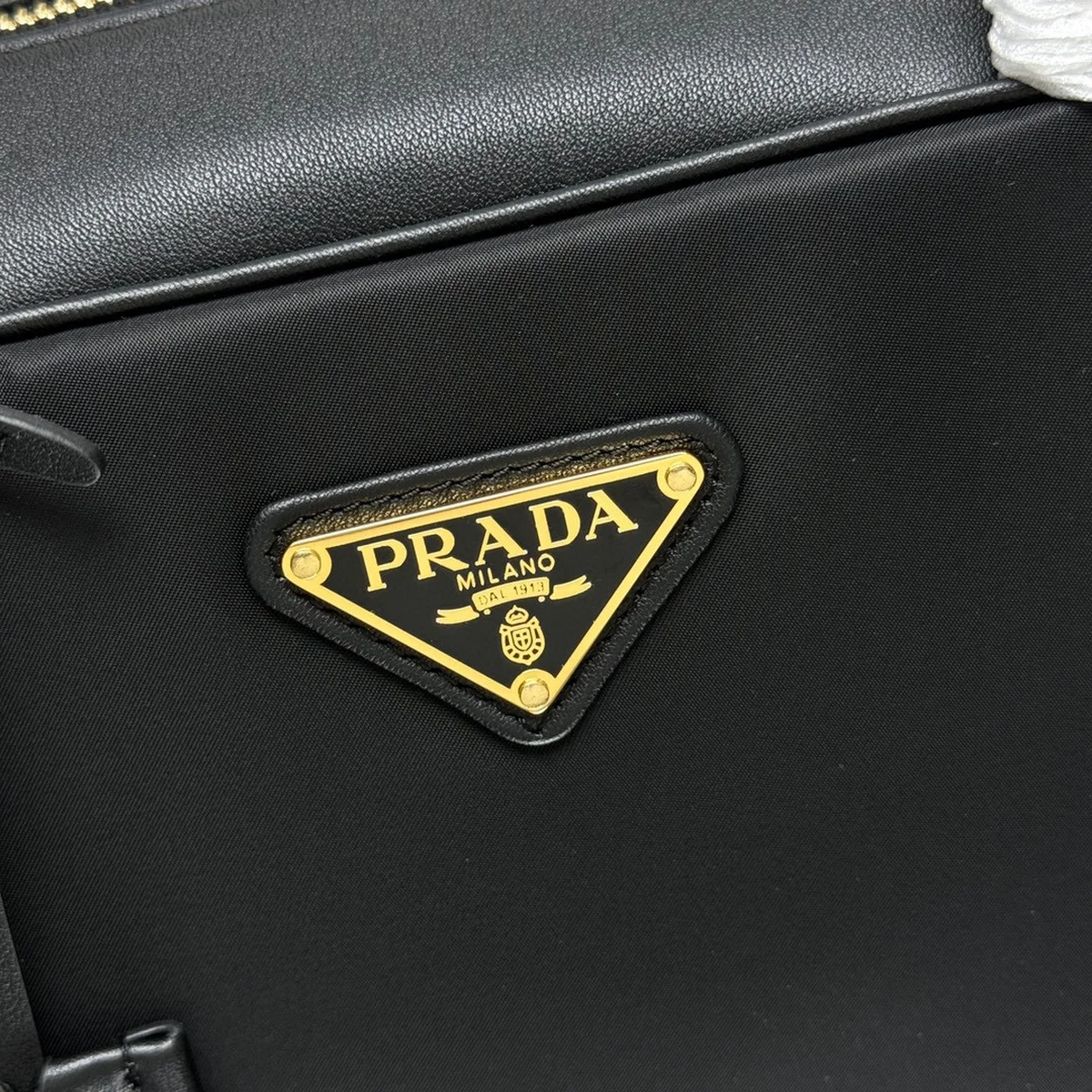 高仿包廠家Prada ReNylon 1BB132 MM黑色皮革托特包包正品級別-貨到付款