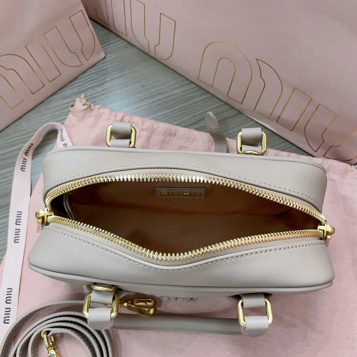 高仿包直銷MiuMiu Arcadie皮革包包5BB142正品級別-貨到付款