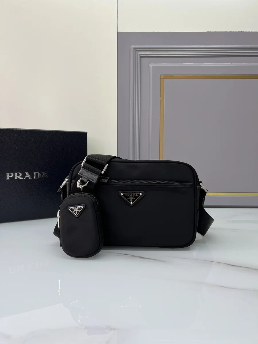 高仿包代購Prada Re-Nylon 1BC167 PM黑色再生尼龍掛肩包包正品級別-貨到付款