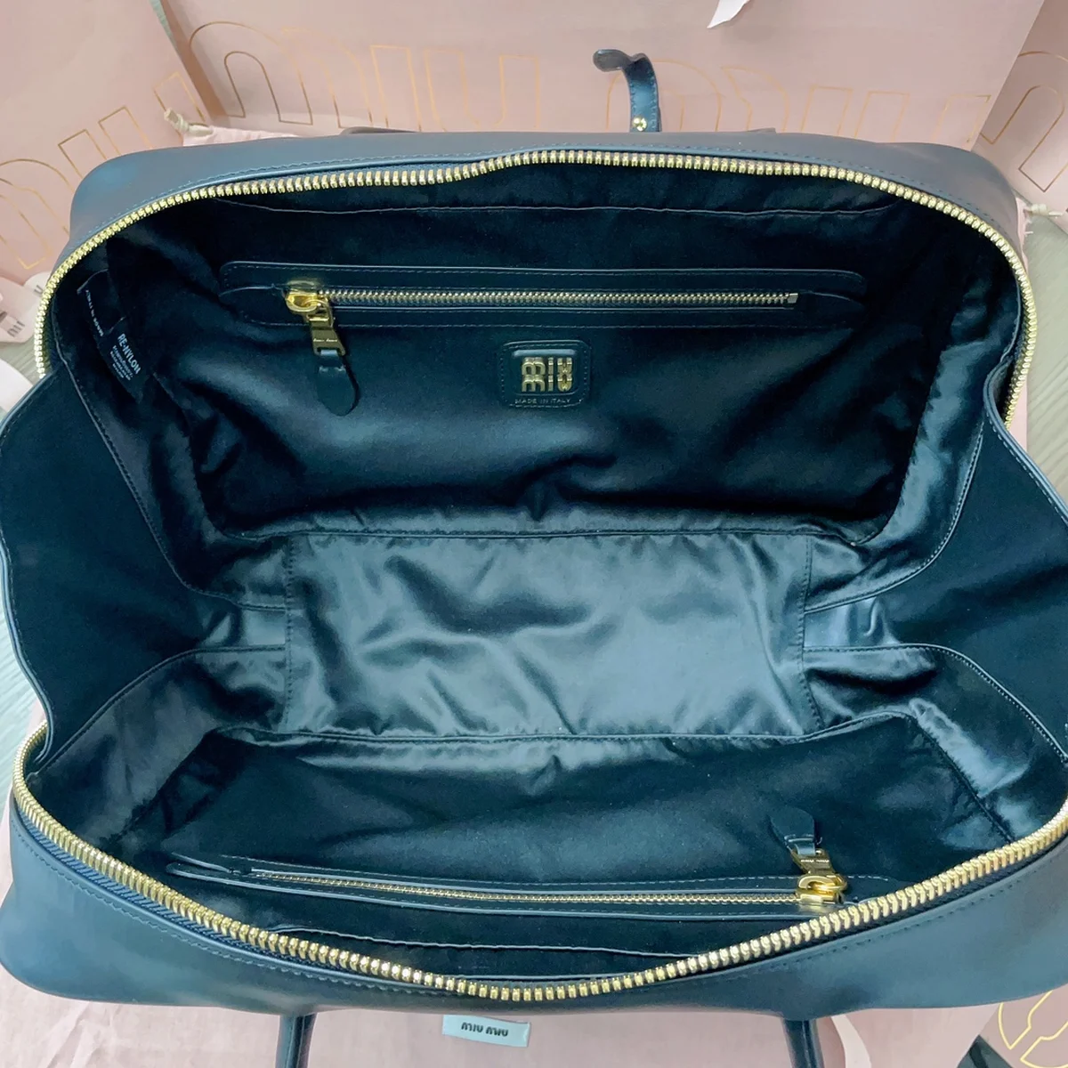 高仿包直銷MiuMiu 皮革Beau包包5BB117正品級別-貨到付款
