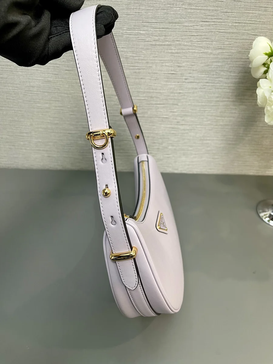 高仿包包Prada Curve 1BC194 PM黑色皮革單肩包包正品級別-貨到付款