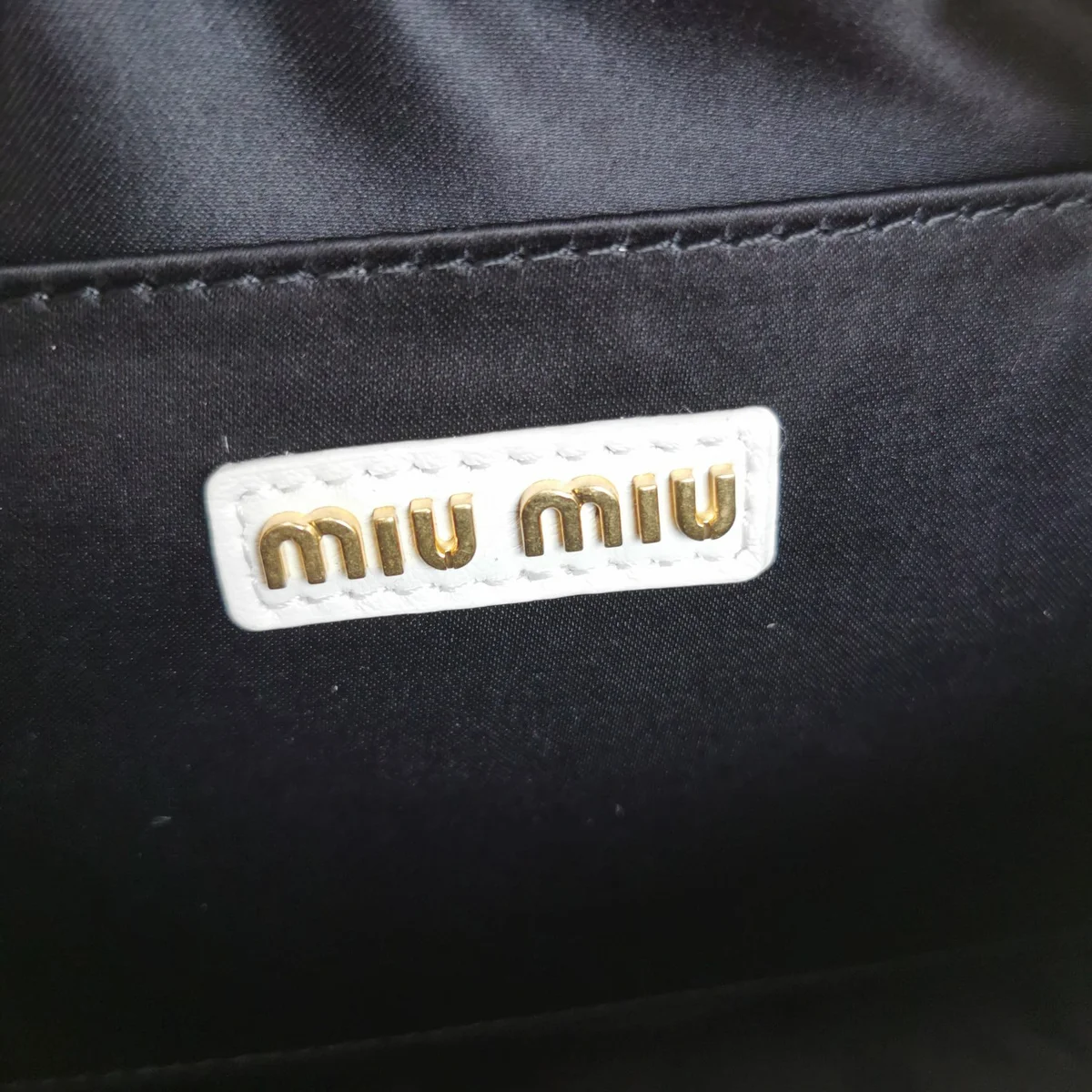 高仿包零售MiuMiu Arcadiematelassé納帕皮革包包5BB123正品級別-貨到付款