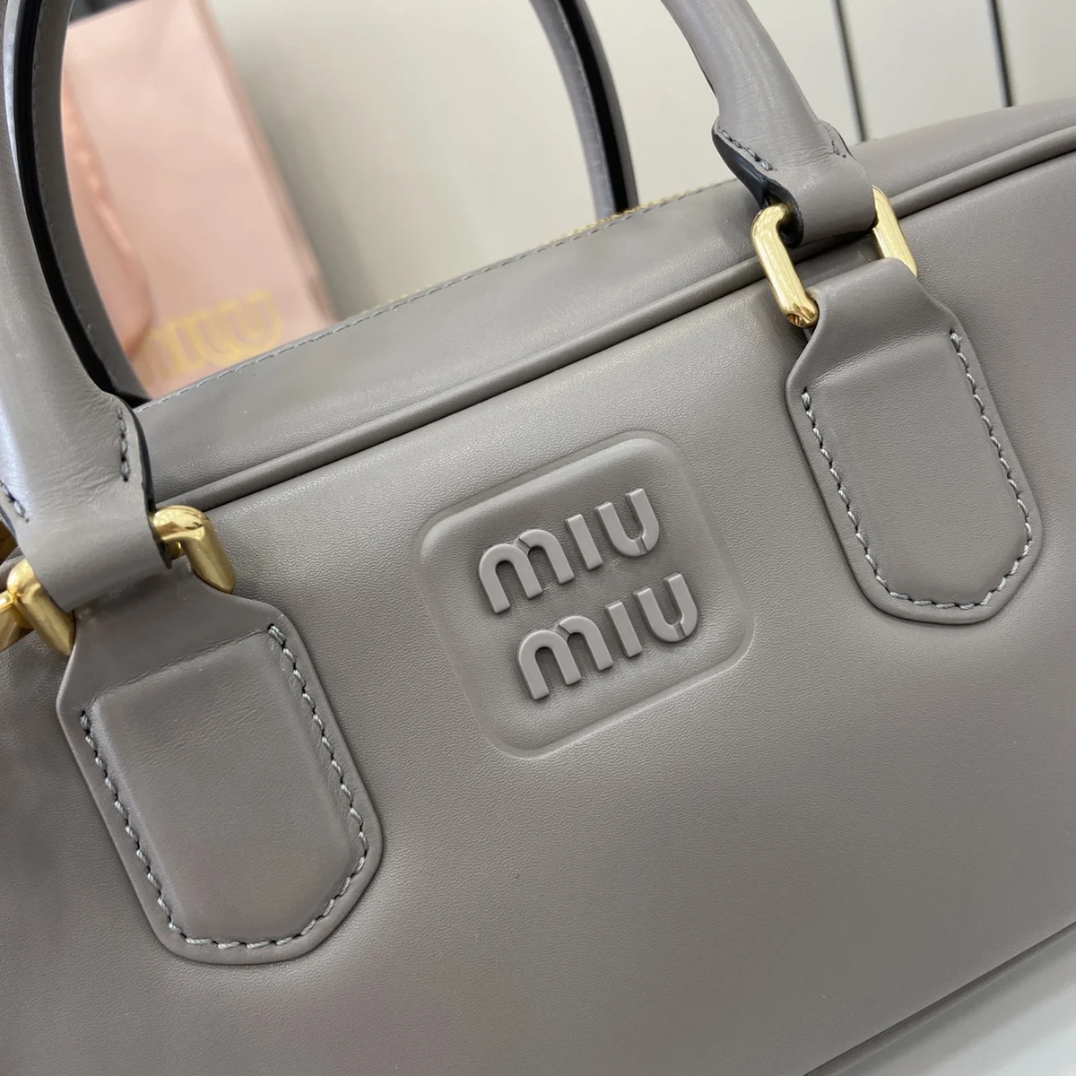 高仿奢侈品包MiuMiu Arcadie皮革包包5BB148正品級別-貨到付款