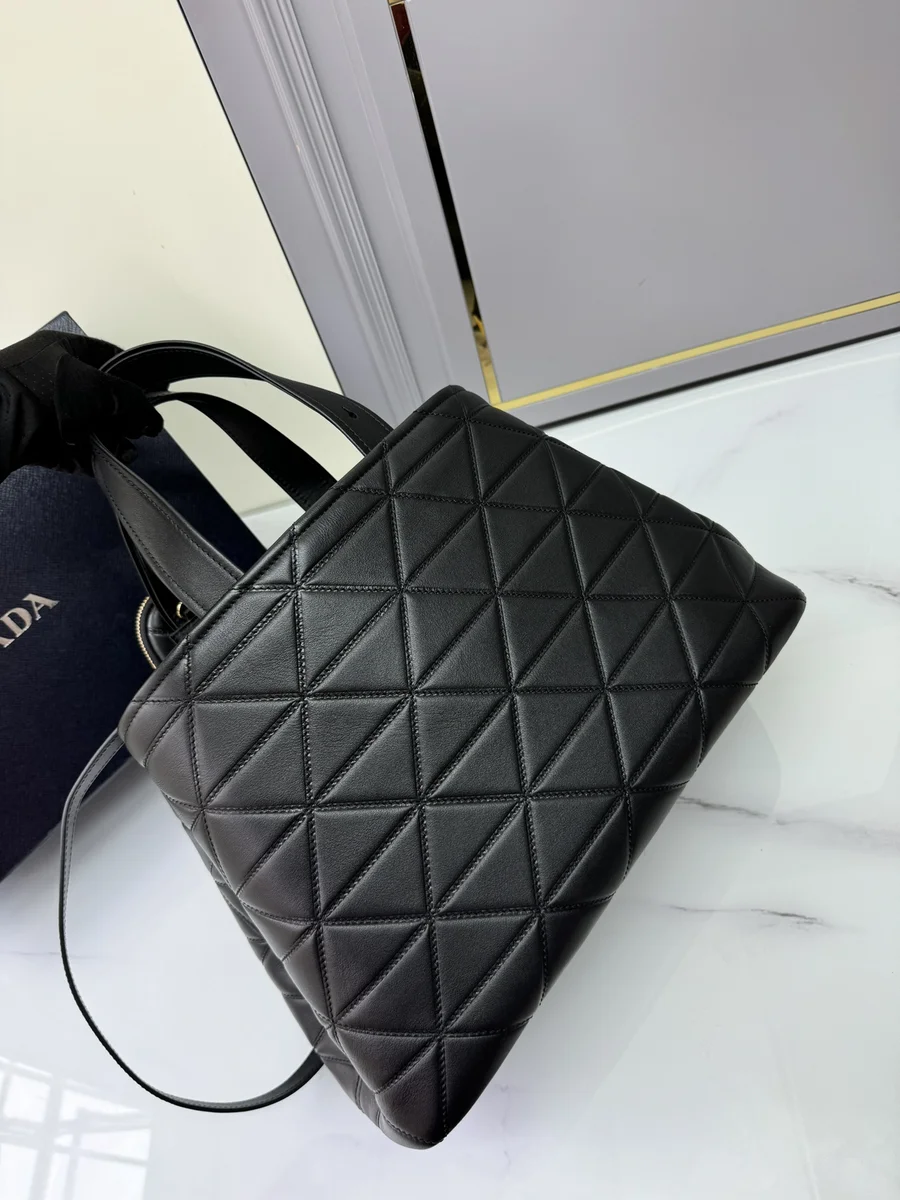 高仿包批發Prada Symbole 1BG547 MM黑色皮革手提包包正品級別-貨到付款