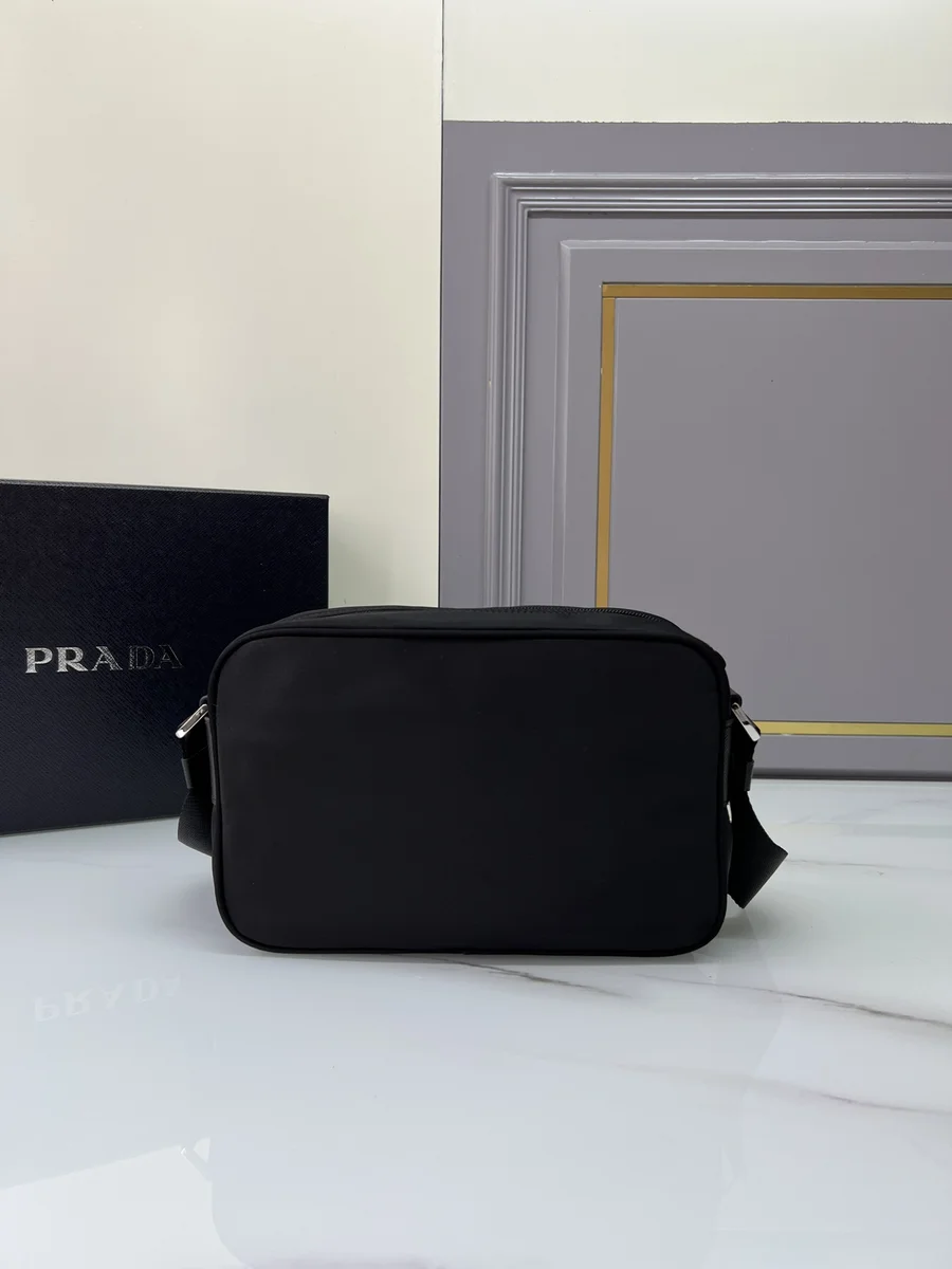 高仿包代購Prada Re-Nylon 1BC167 PM黑色再生尼龍掛肩包包正品級別-貨到付款