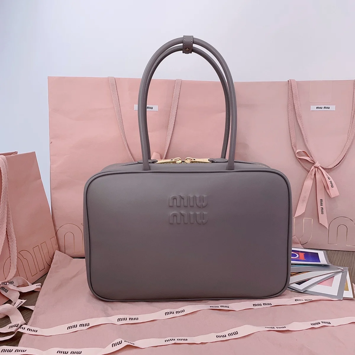 高仿奢侈品包MiuMiu 皮革Beau包包5BB117正品級別-貨到付款