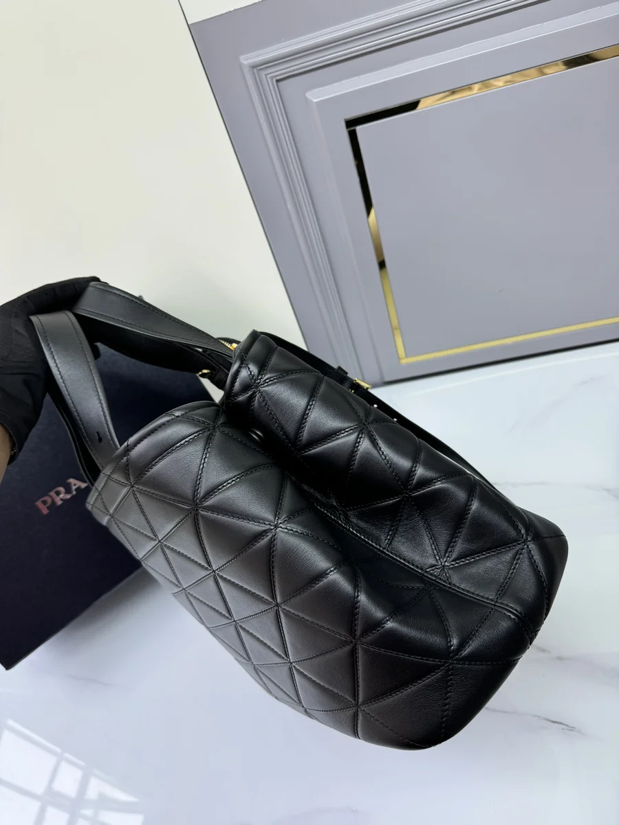 高仿包批發Prada Symbole 1BG547 MM黑色皮革手提包包正品級別-貨到付款