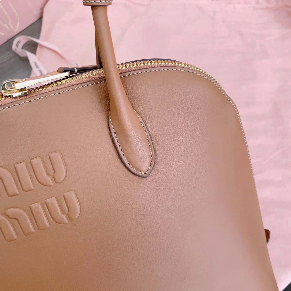 高仿名牌包MiuMiu 皮革包包5BA289正品級別-貨到付款