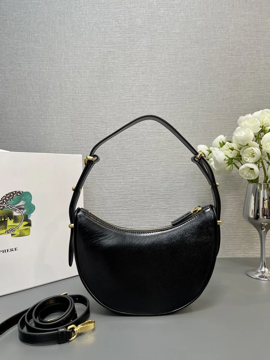 高仿名牌包Prada Classic 1BC194 PM黑色皮革肩背包包正品級別-貨到付款
