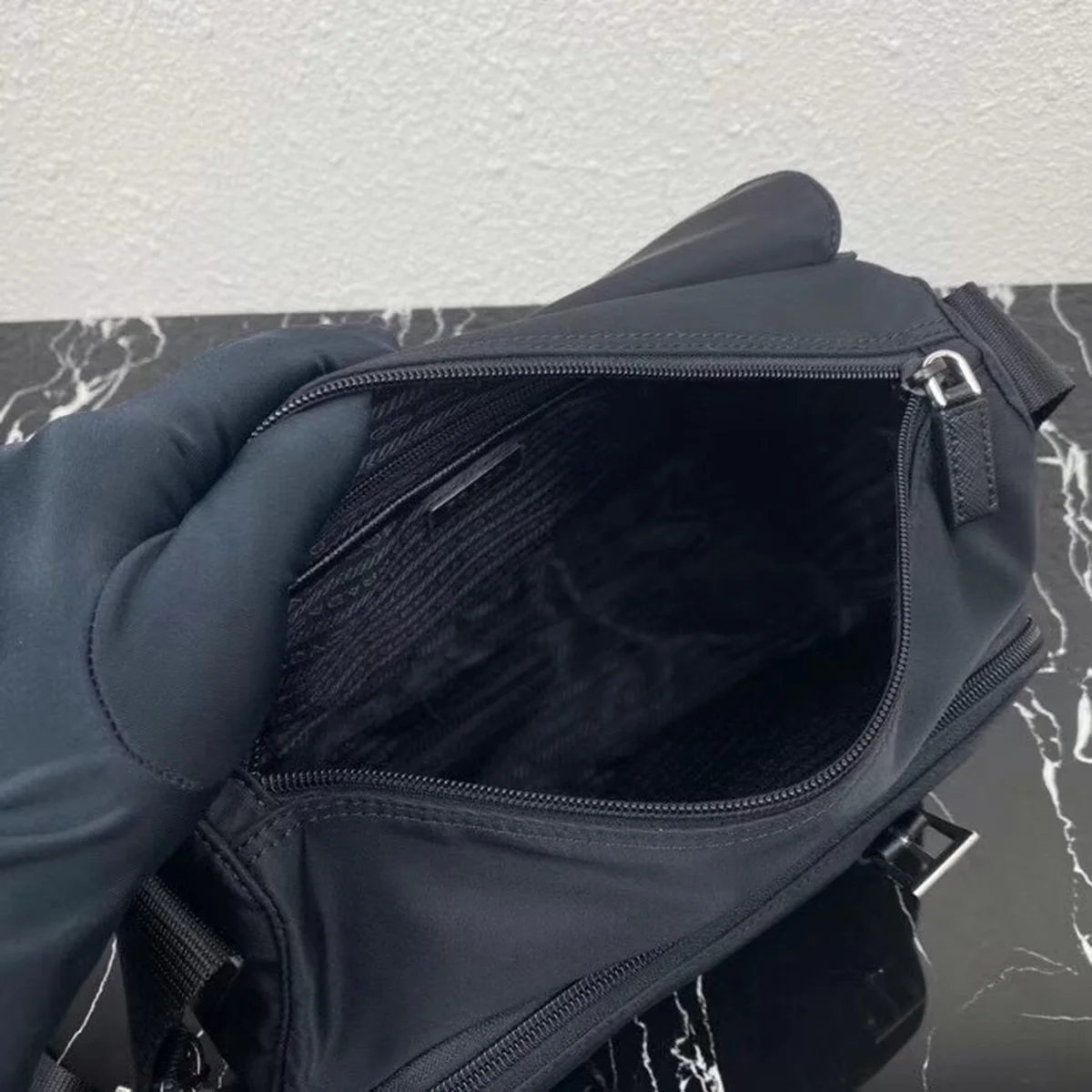 高仿包零售Prada Re-Nylon 1BD953 MM黑色尼龍單肩包包正品級別-貨到付款