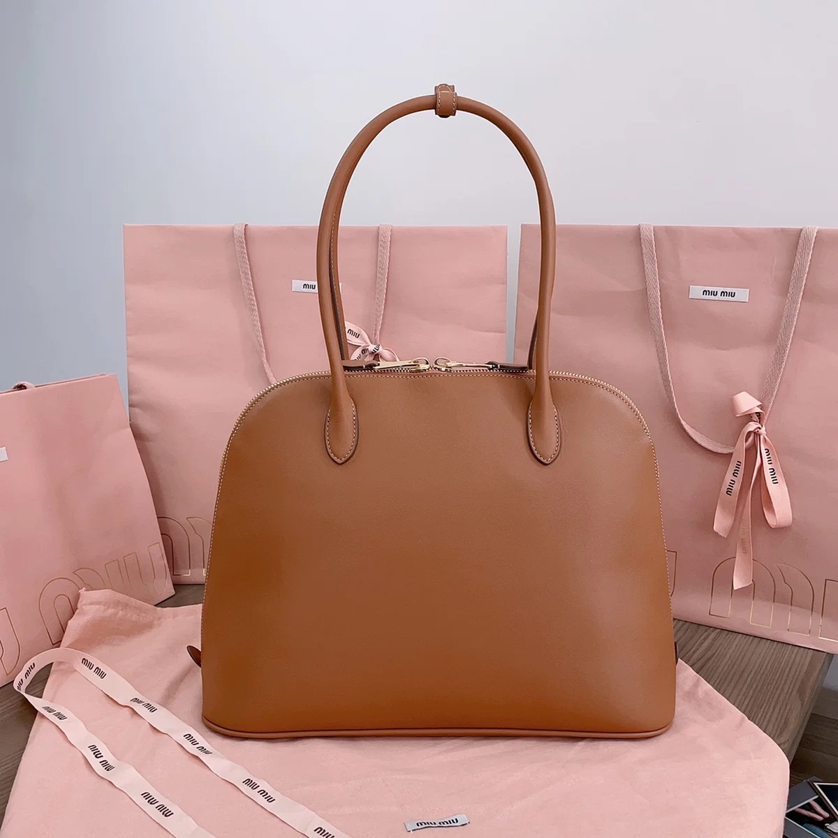 高仿名牌包MiuMiu 皮革包包5BA289正品級別-貨到付款
