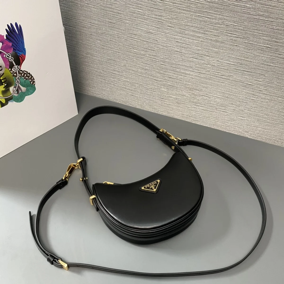 高仿包批發Prada Mini 1BC199 PM黑色皮革單肩包包正品級別-貨到付款