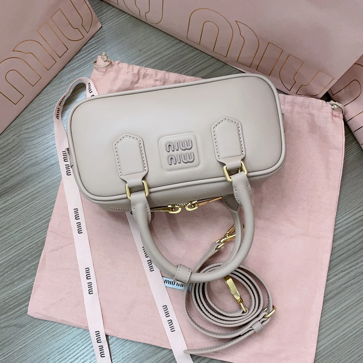高仿包直銷MiuMiu Arcadie皮革包包5BB142正品級別-貨到付款