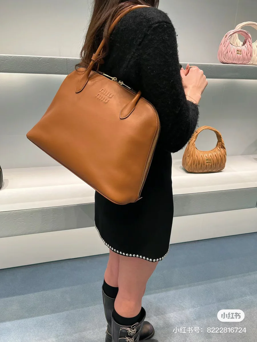 高仿名牌包MiuMiu 皮革包包5BA289正品級別-貨到付款