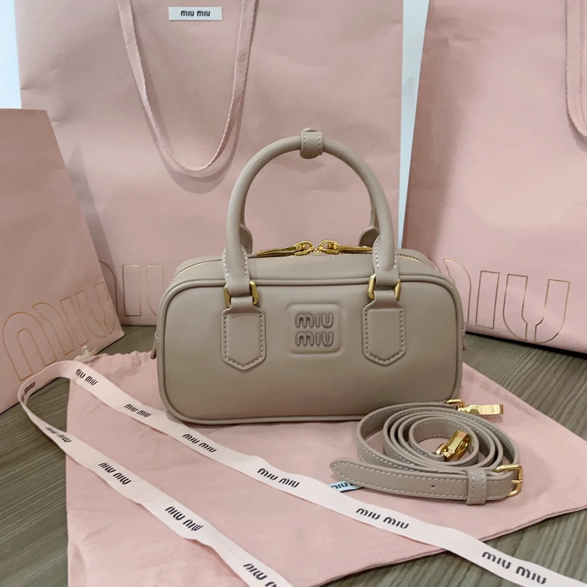 高仿包直銷MiuMiu Arcadie皮革包包5BB142正品級別-貨到付款