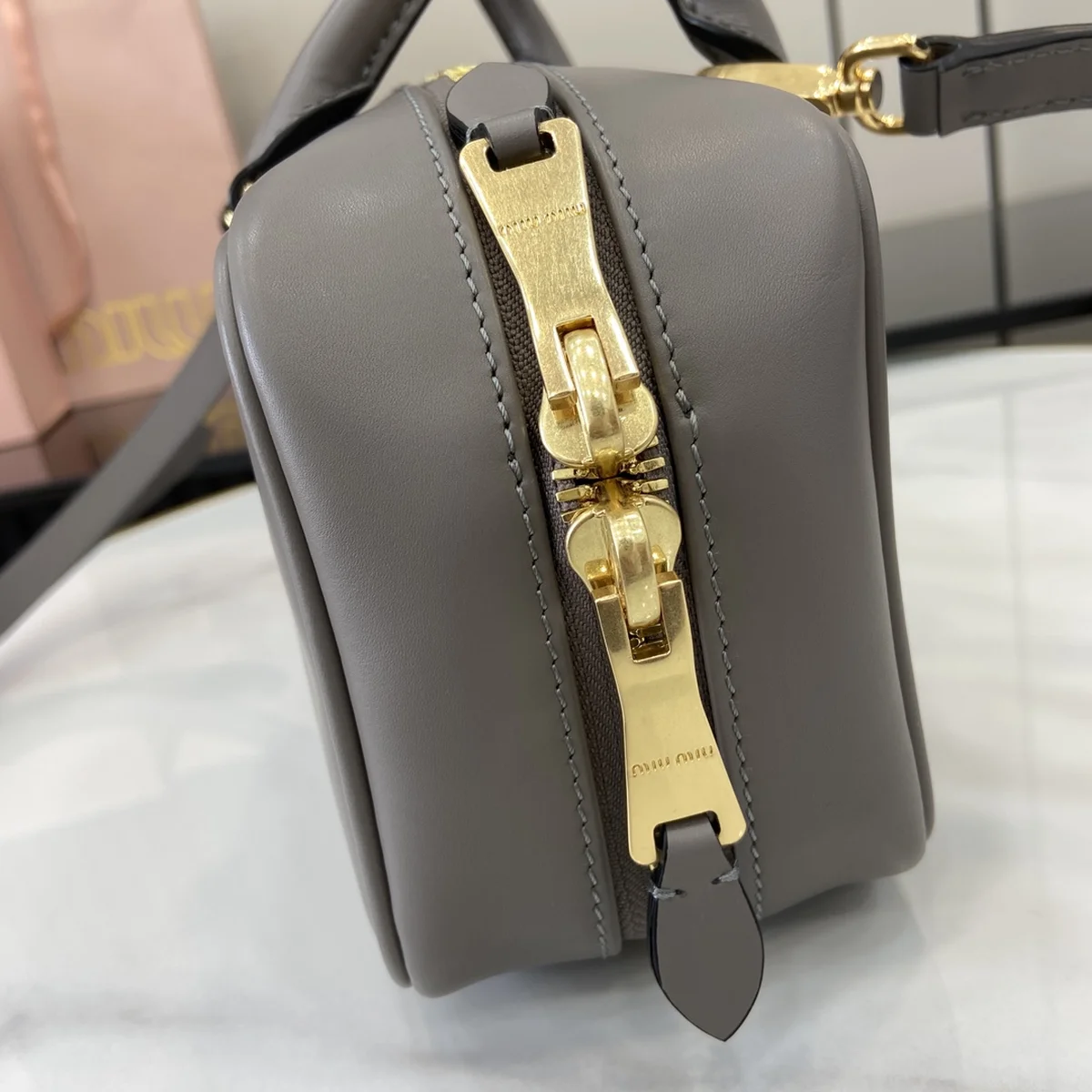 高仿奢侈品包MiuMiu Arcadie皮革包包5BB148正品級別-貨到付款