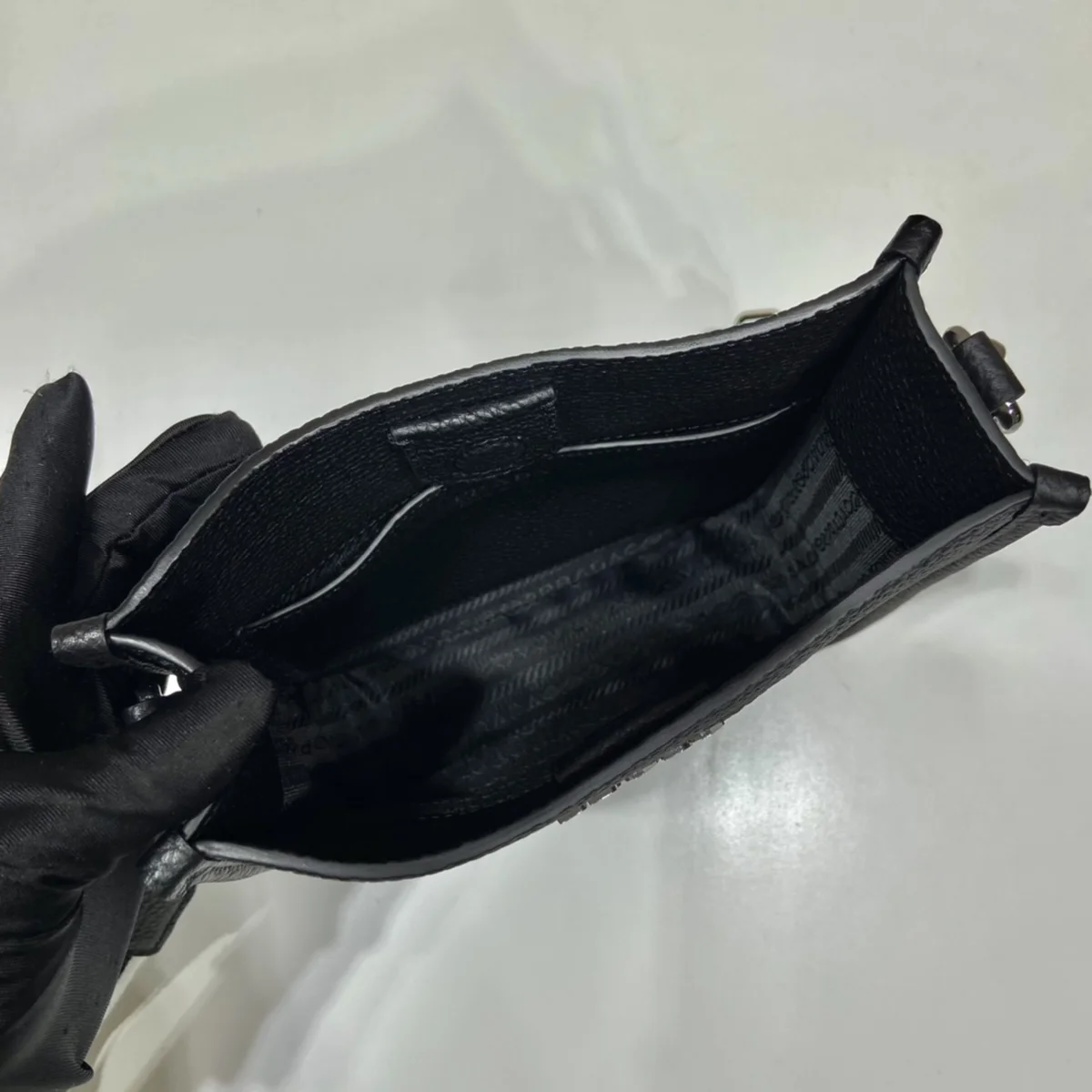 高仿包直銷Prada Mini 1BH191 PM黑色皮革單肩包包正品級別-貨到付款