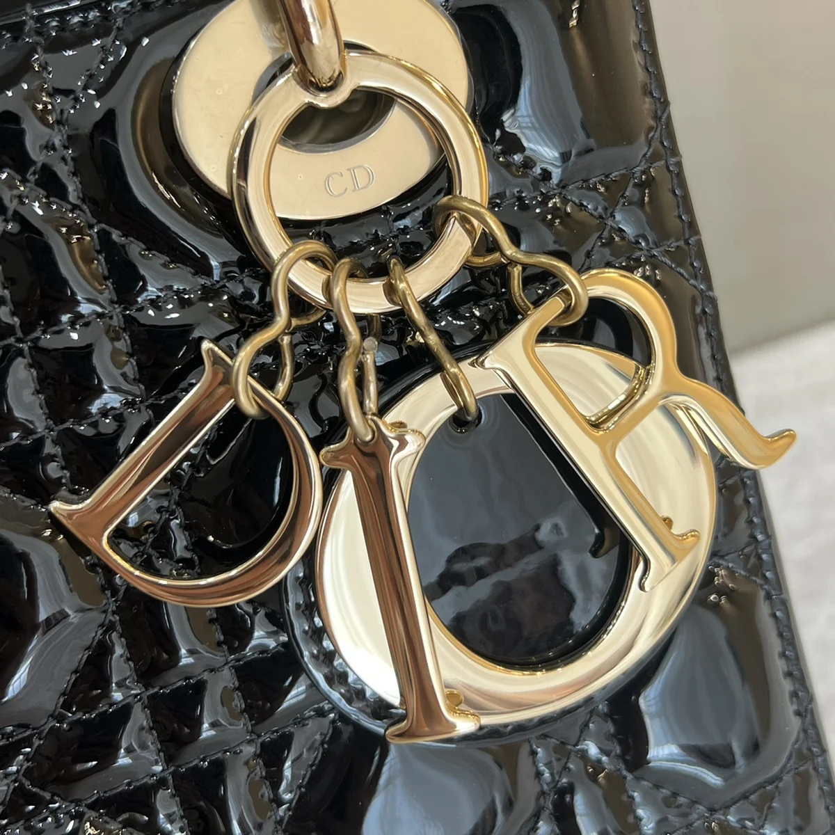 高仿包Dior Lady 黑色 小牛皮斜挎包PM-M0531正品級別-貨到付款