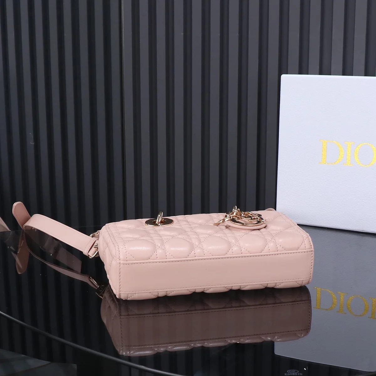高仿包代購Dior Lady 粉色 羊皮斜挎包PM-M0613正品級別-貨到付款