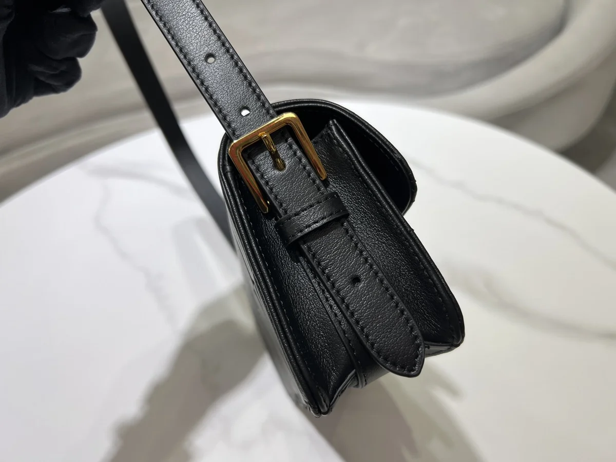高仿包零售Dior Miss 黑色 小牛皮肩背袋PM-M2610正品級別-貨到付款