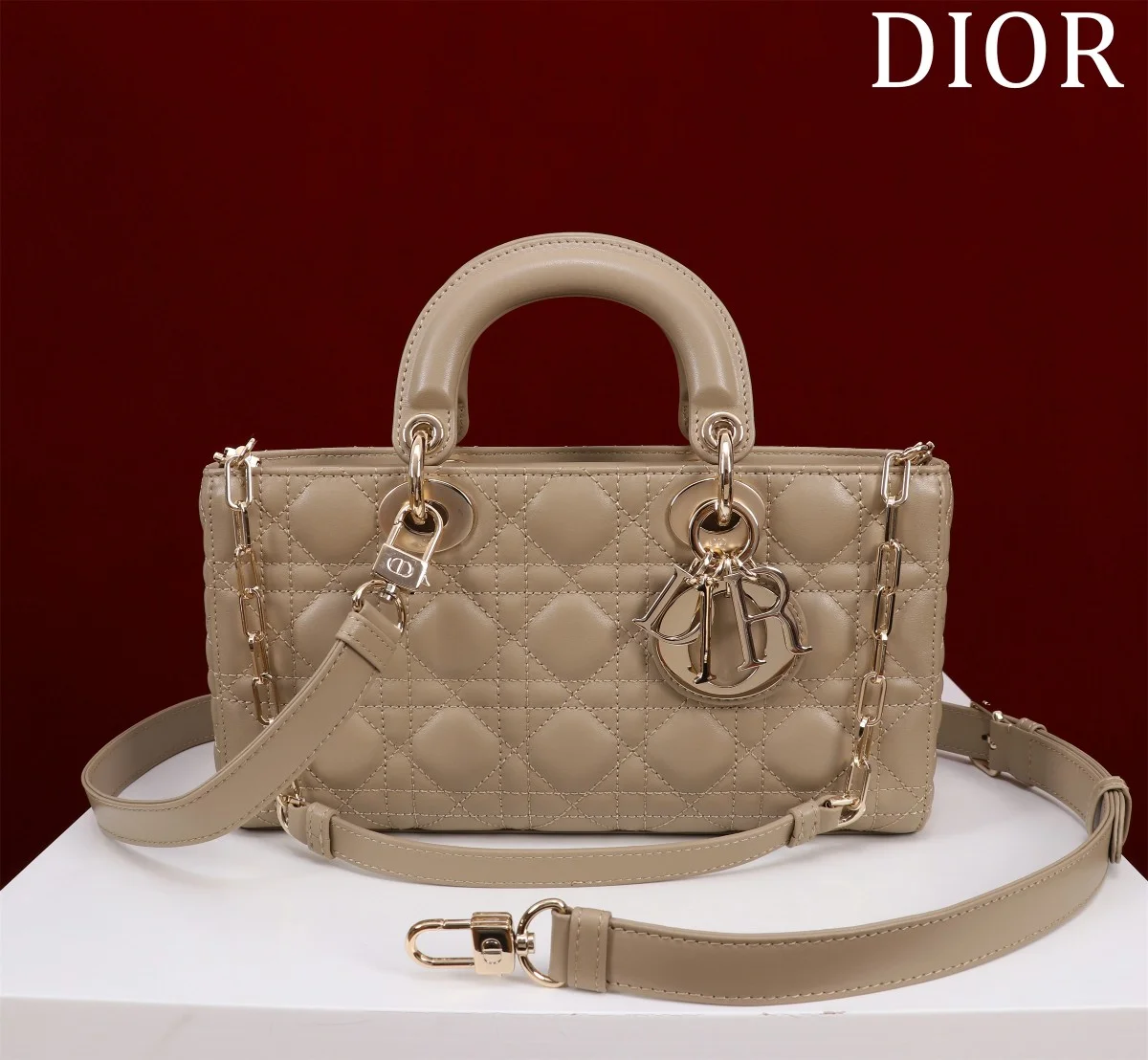 高仿名牌包Dior Lady 沙色 羊皮斜挎包MM-M0540正品級別-貨到付款