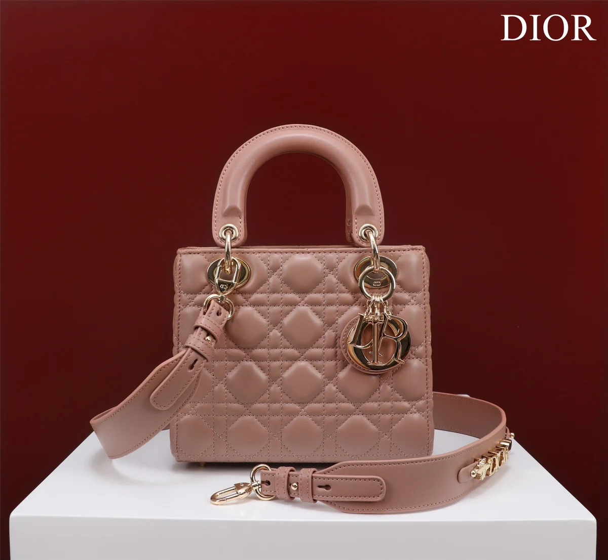 高仿包代購Dior Lady 胭脂色 羊皮斜挎包PM-M0538正品級別-貨到付款
