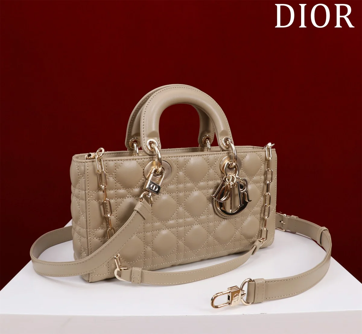 高仿名牌包Dior Lady 沙色 羊皮斜挎包MM-M0540正品級別-貨到付款