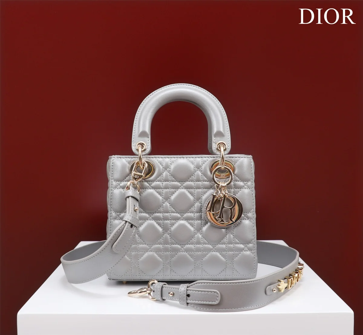 高仿包直銷Dior Lady 雲灰 羊皮斜挎包PM-M0538正品級別-貨到付款