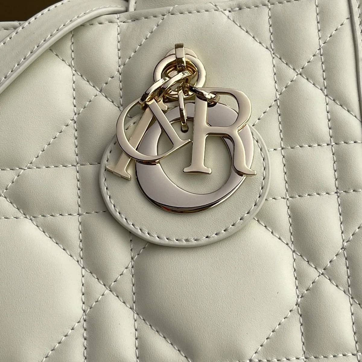 高仿奢侈品包Dior Book 奶白色托特包包PM-M1325正品級別-貨到付款
