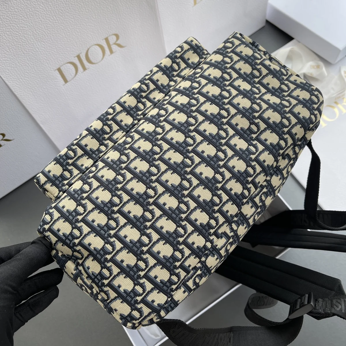 高仿包代理Dior Montaigne系列托特包包-M6104正品級別-貨到付款