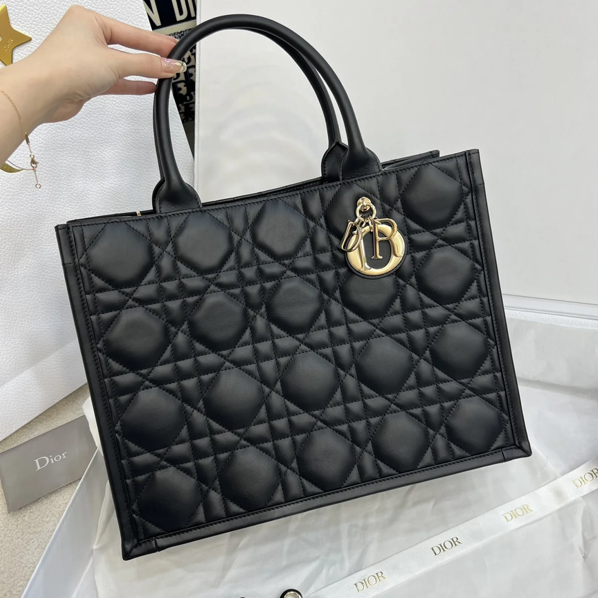 高仿包直銷Dior Book 黑色托特包包MM-M1324正品級別-貨到付款