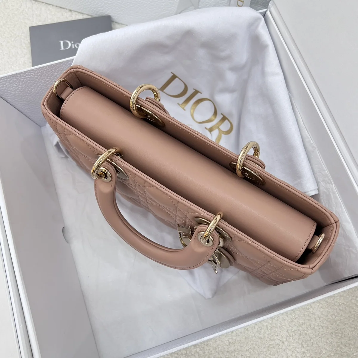 高仿包批發Dior Lady 胭脂粉 羊皮斜挎包MM-M0540正品級別-貨到付款